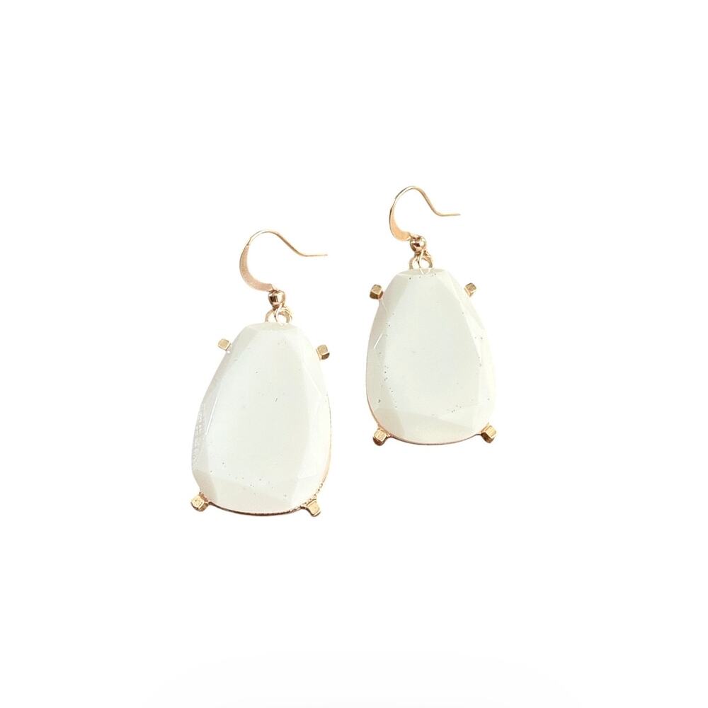 Fashion Earrings Gold-tone Dangle with White Teardrop-shaped Faceted Stones
